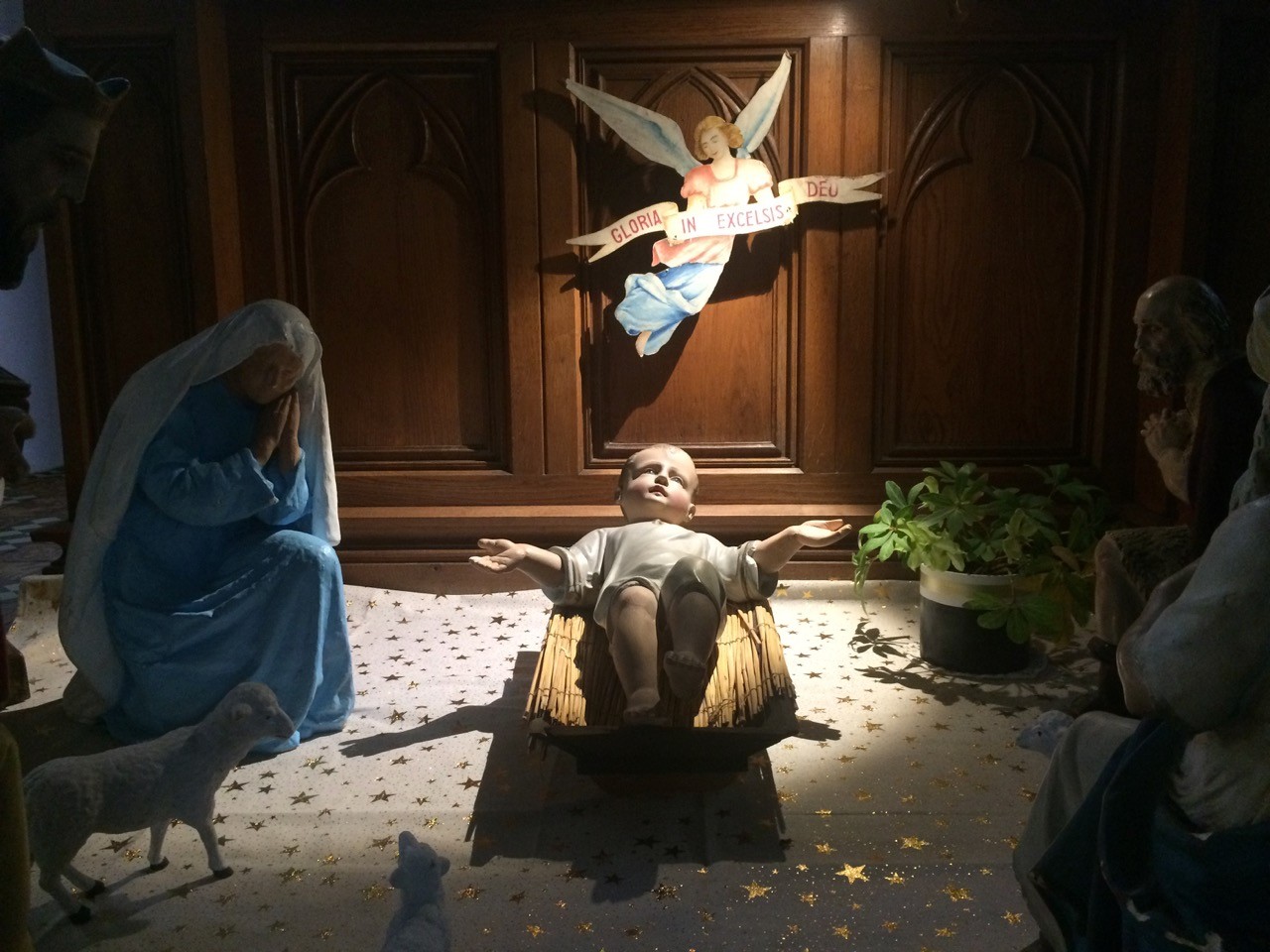 Marche à Escobeques du 5 janvier 2021 - crèche dans l'église
